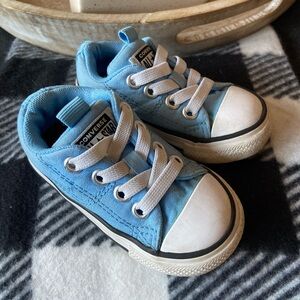 Toddler size 5 converse slip on sneakers